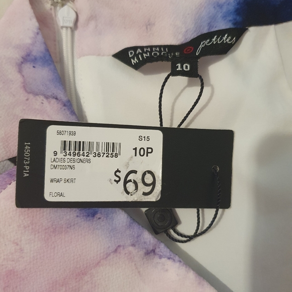 Dannii Minogue Petites size 10 floral wrap skirt NWT - Picture 4 of 9